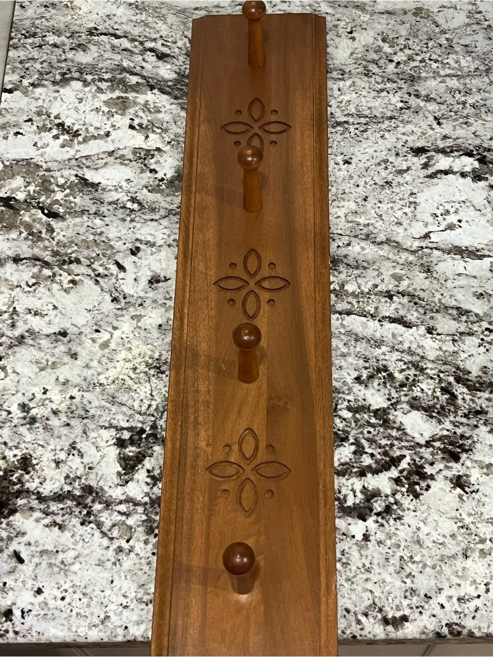 Vintage Longaberger Wooden 4 Peg Coat Rack – Cottagecore Farmhouse Cozy Country